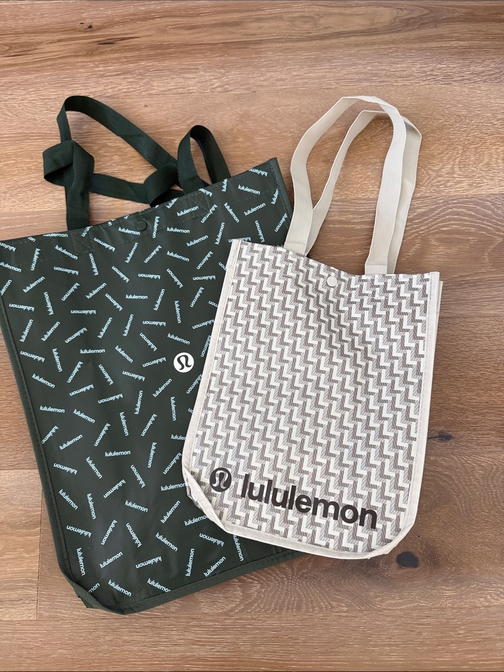 Lululemon Tote Set - Dark Green & Cream